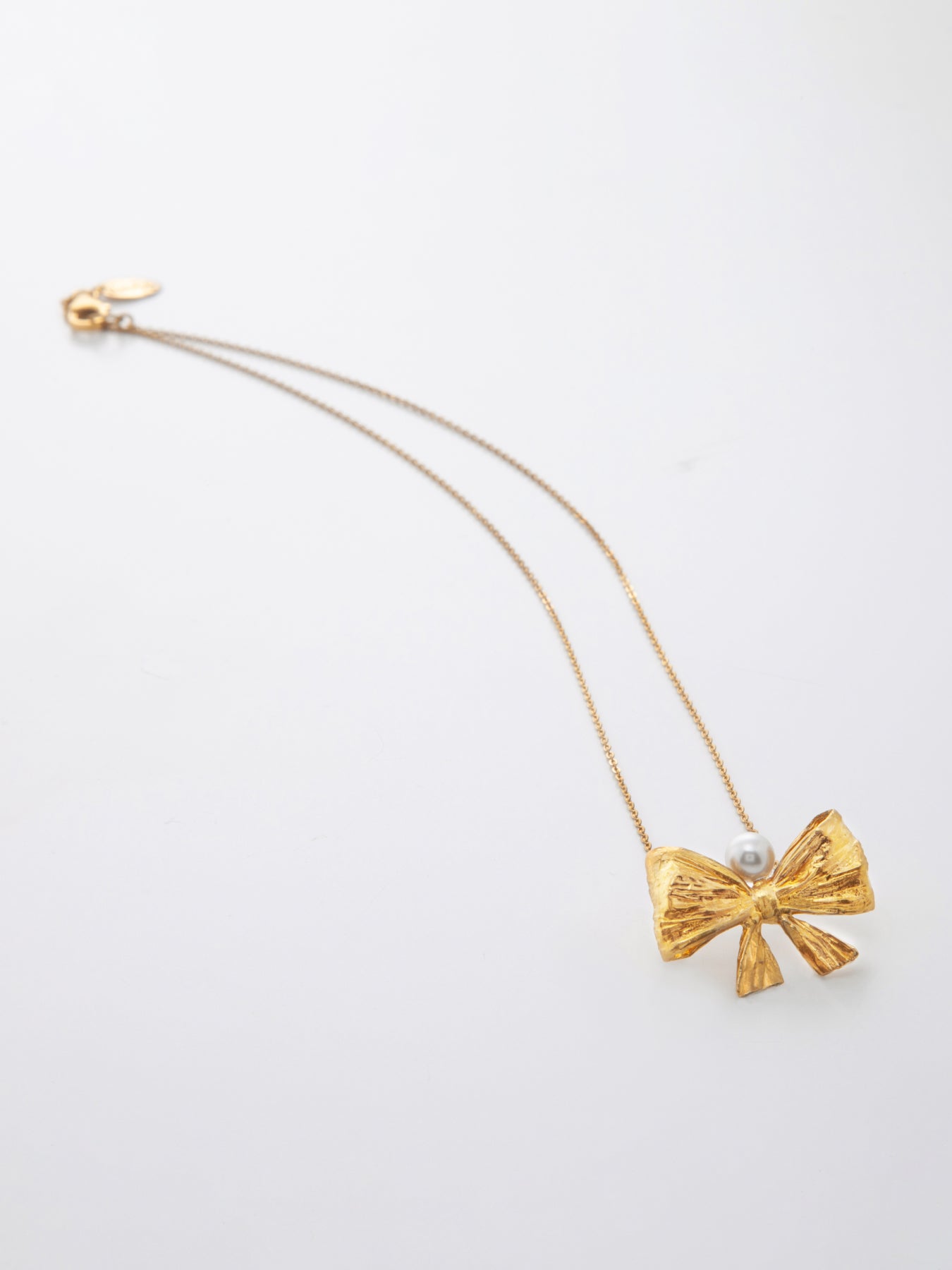 Bow & Pearl Pendant