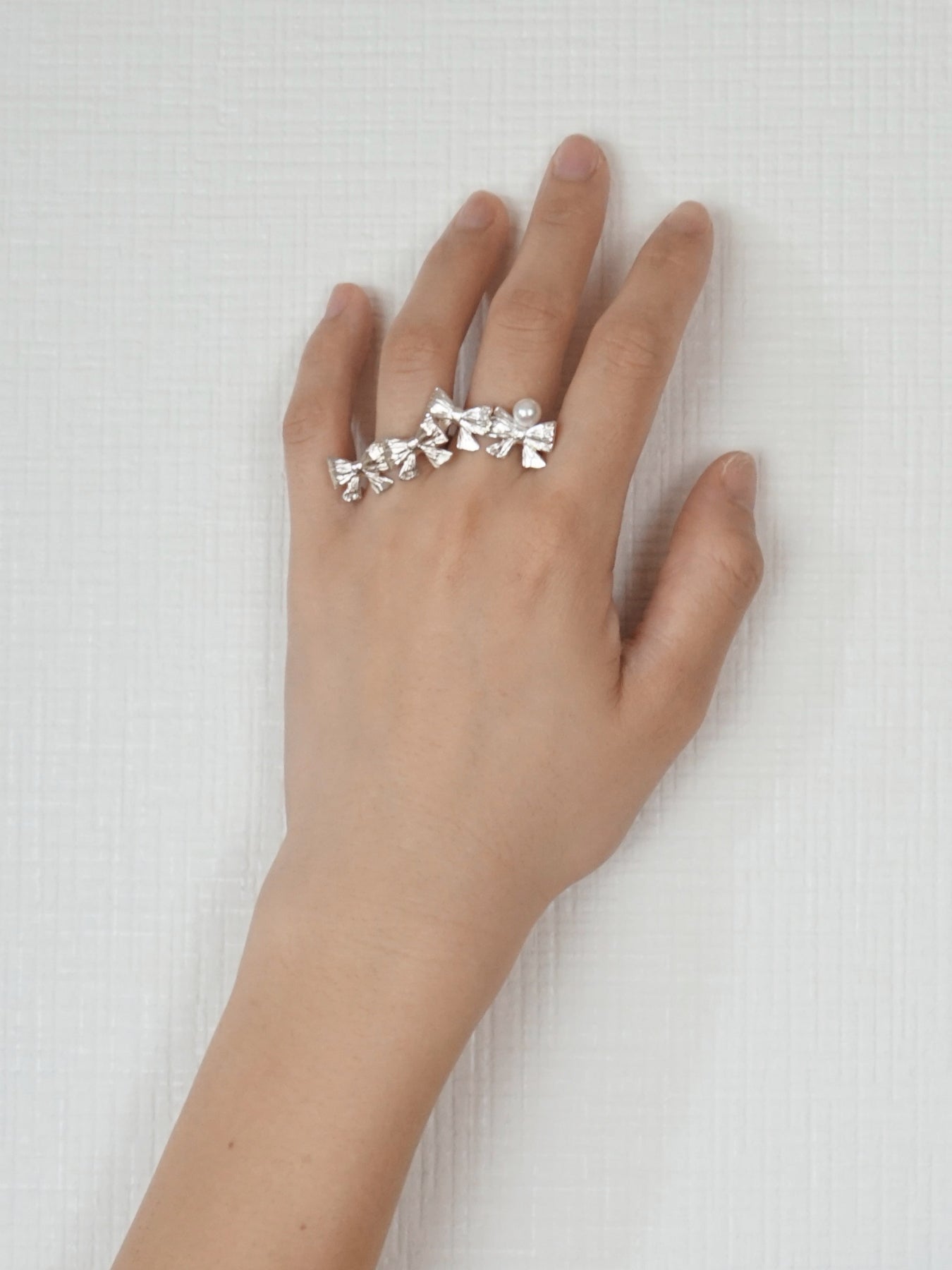 Double Bows & Pearl Ring