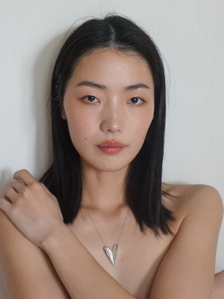 Folded Heart Pendant – Mirit Weinstock