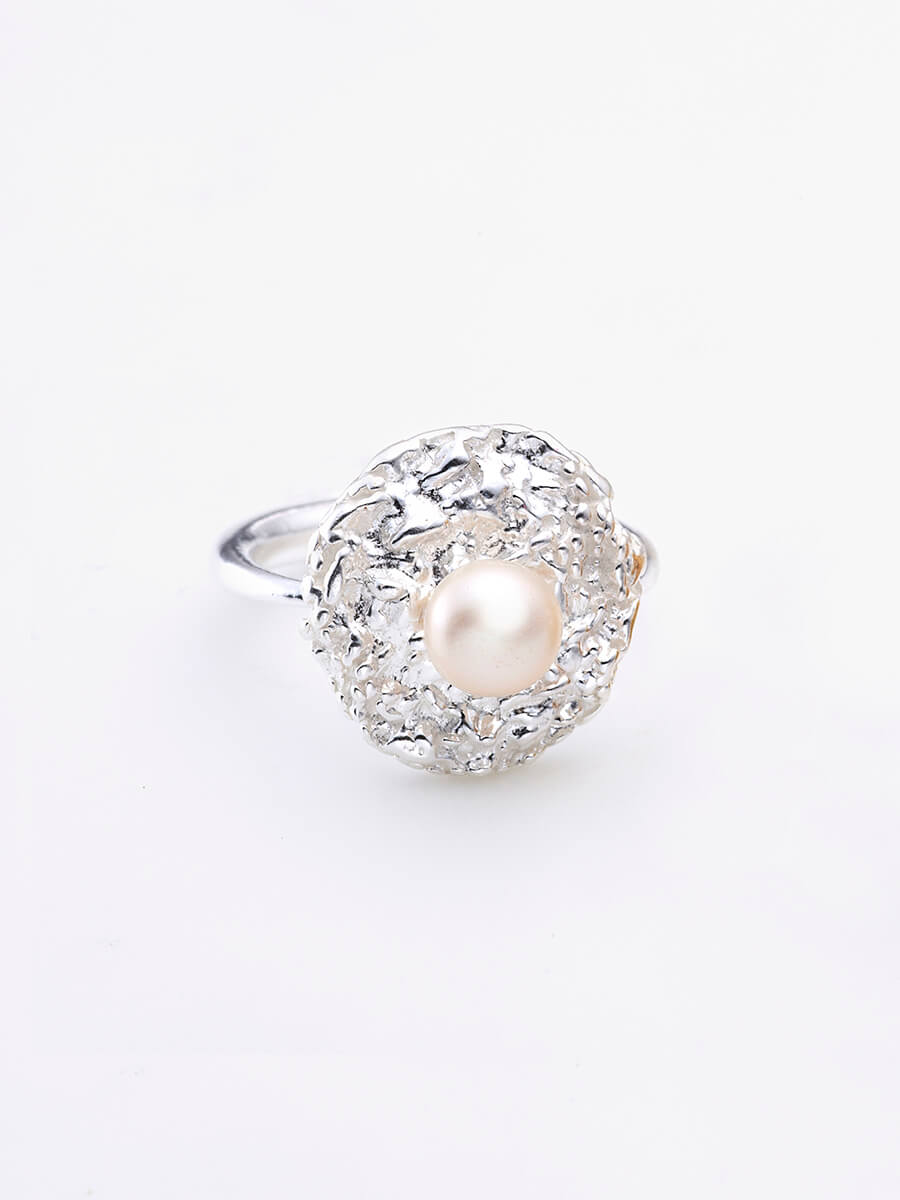 Sparkling Ring & Pearl